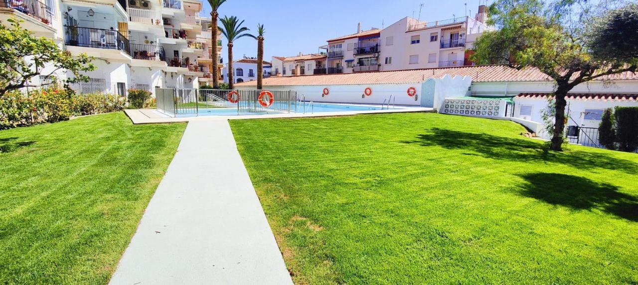 Ap379 Casa Seger Apartman Nerja Kültér fotó