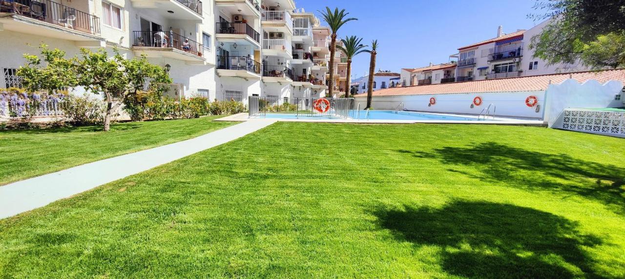 Ap379 Casa Seger Apartman Nerja Kültér fotó
